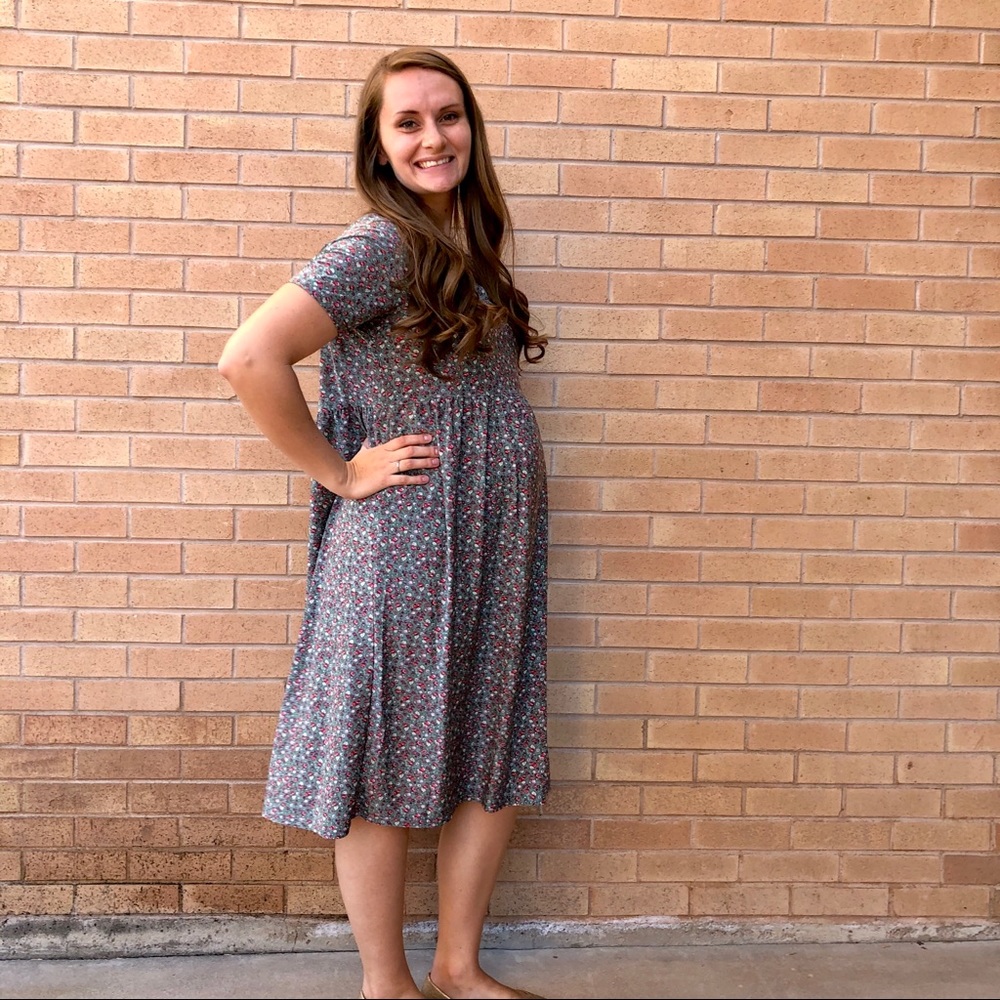 Go To House Dress loungewear black apples modest - Picture 5 of 9